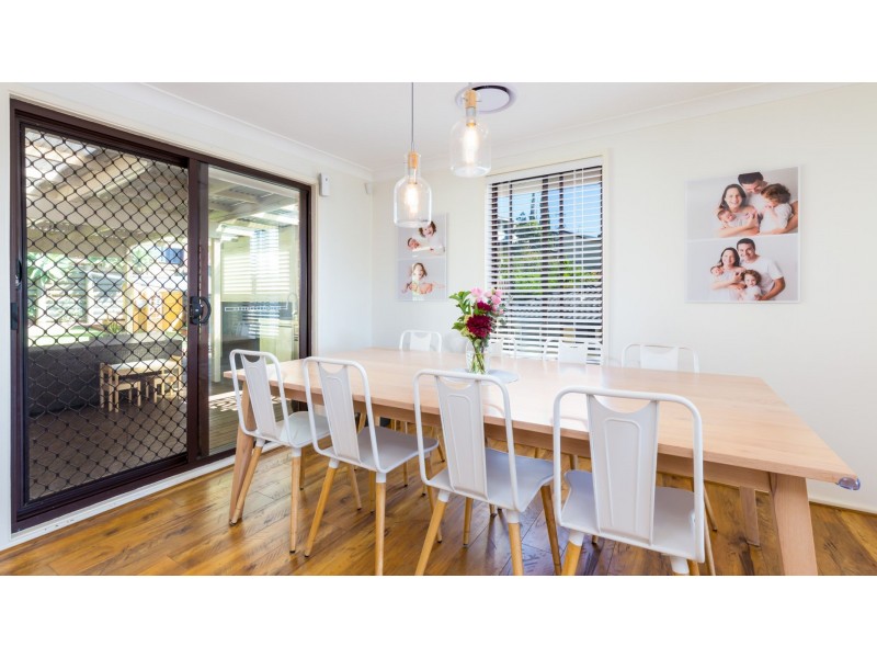 37 Pasadena Crescent, Macquarie Hills NSW 2285