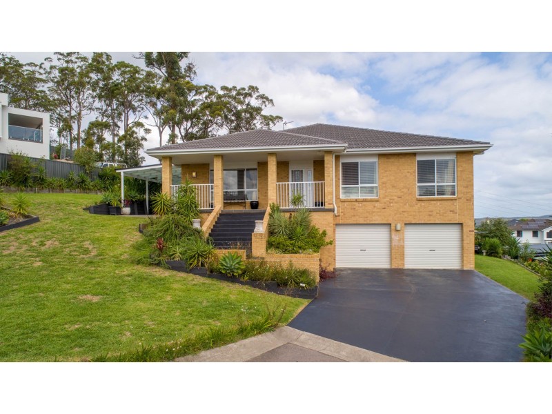 4 Bangalore Place, Cameron Park NSW 2285
