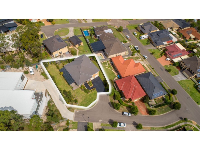 4 Bangalore Place, Cameron Park NSW 2285