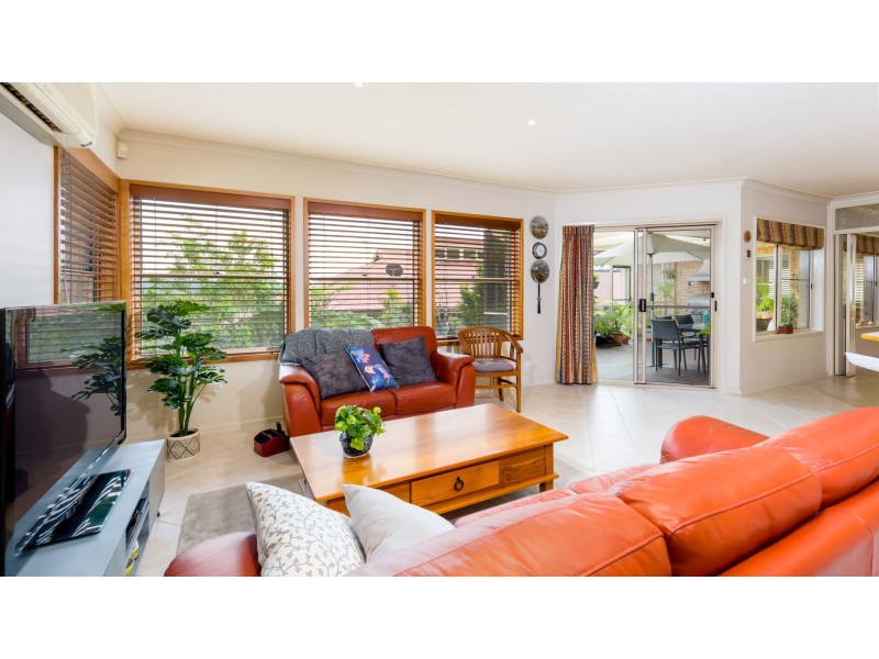 3 Plumridge Close, Warners Bay NSW 2282