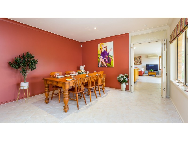 3 Plumridge Close, Warners Bay NSW 2282