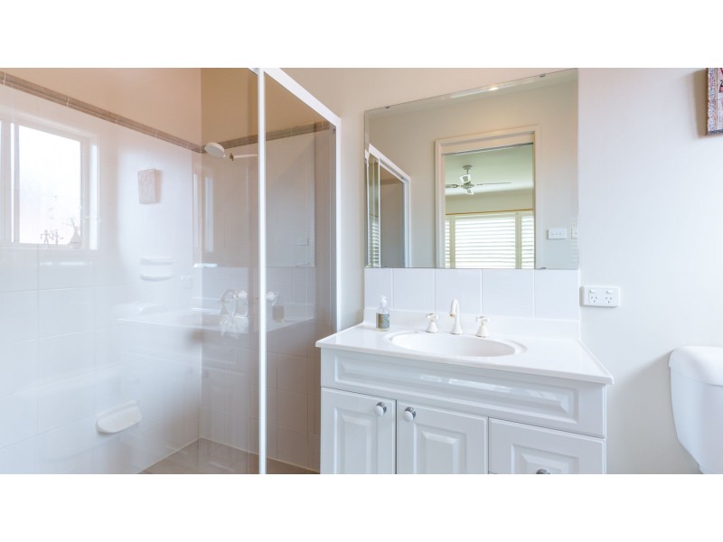 3 Plumridge Close, Warners Bay NSW 2282