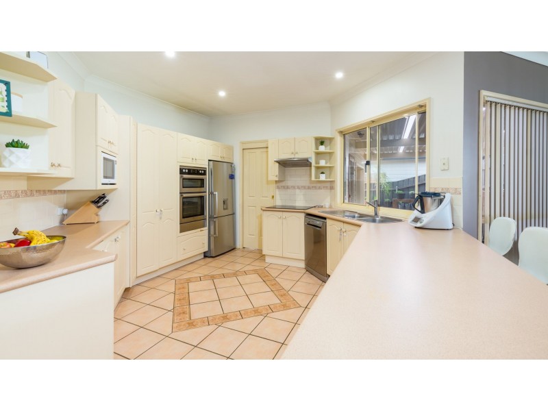 25 Lawson Road, Macquarie Hills NSW 2285