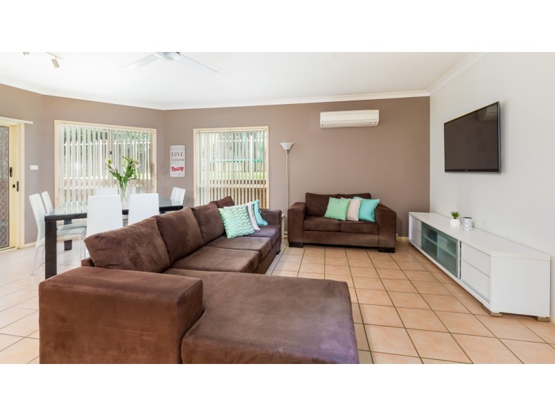 25 Lawson Road, Macquarie Hills NSW 2285