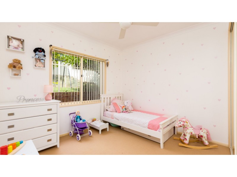 25 Lawson Road, Macquarie Hills NSW 2285