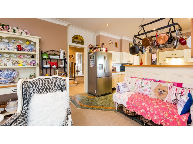 12 Morris Street, Eleebana NSW 2282