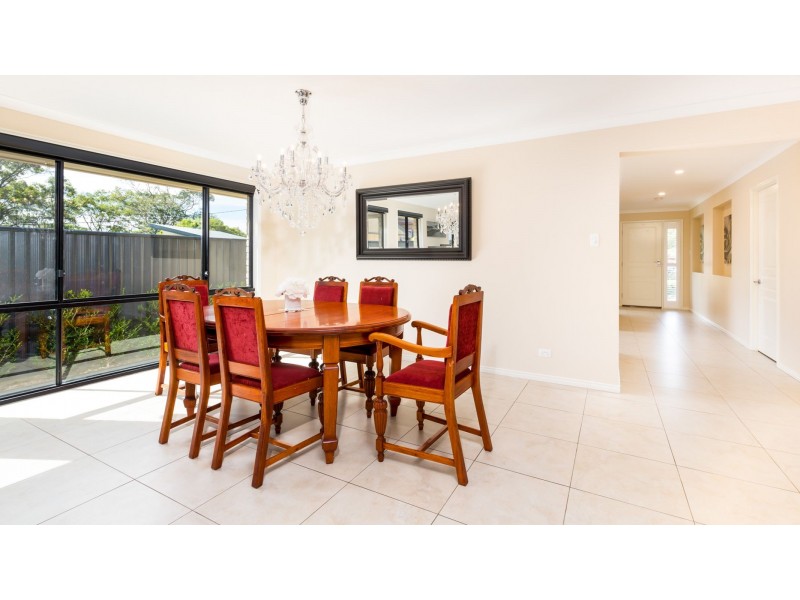 2 Andrew Street, Warners Bay NSW 2282