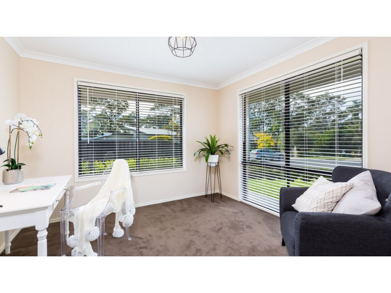 2 Andrew Street, Warners Bay NSW 2282