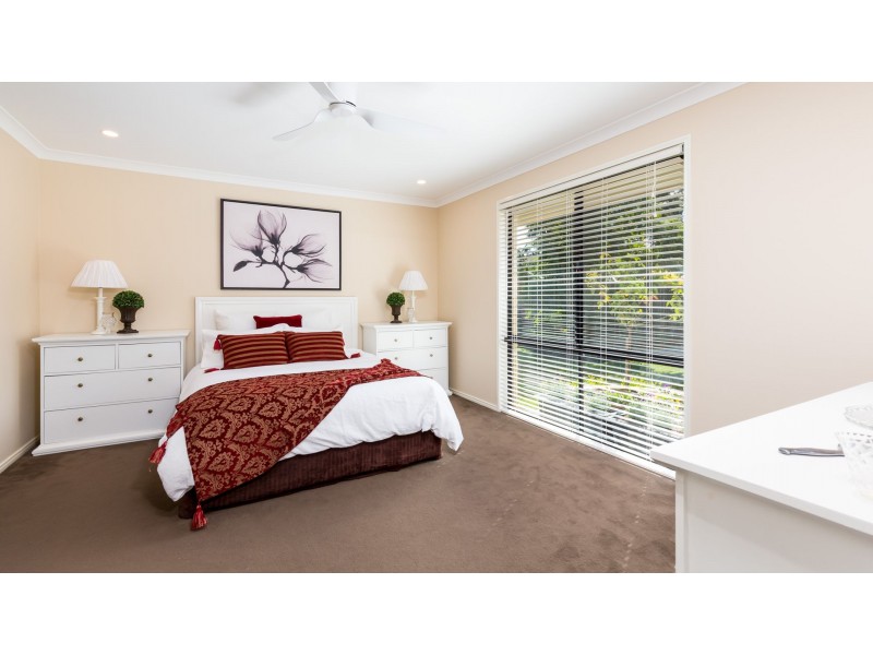 2 Andrew Street, Warners Bay NSW 2282