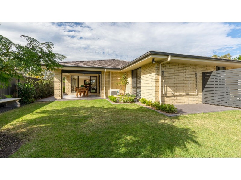 2 Andrew Street, Warners Bay NSW 2282