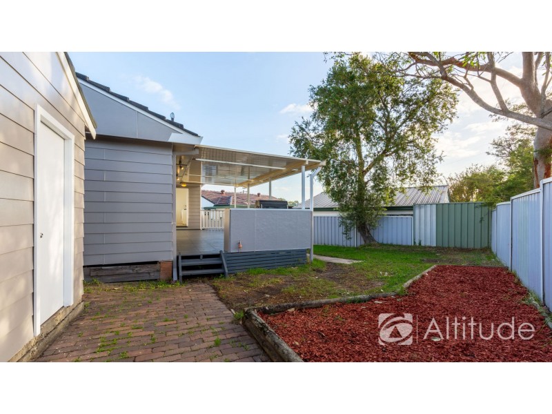 1 Lyell Close, Edgeworth NSW 2285