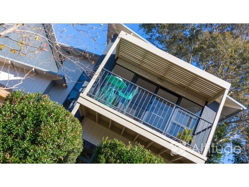 24 Kestrel Circuit, Shortland NSW 2307