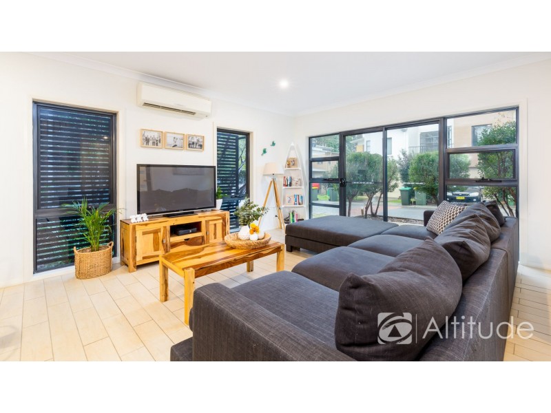 24 Kestrel Circuit, Shortland NSW 2307