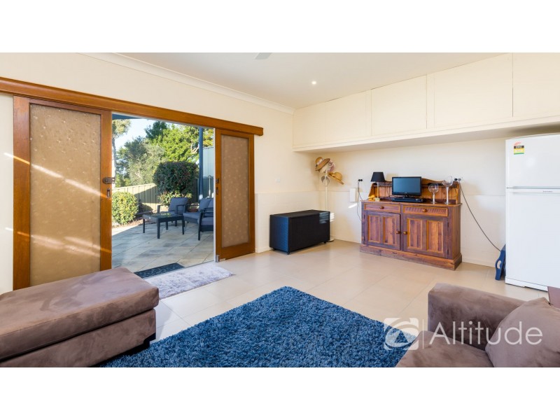 17 Fairfax Road, Warners Bay NSW 2282