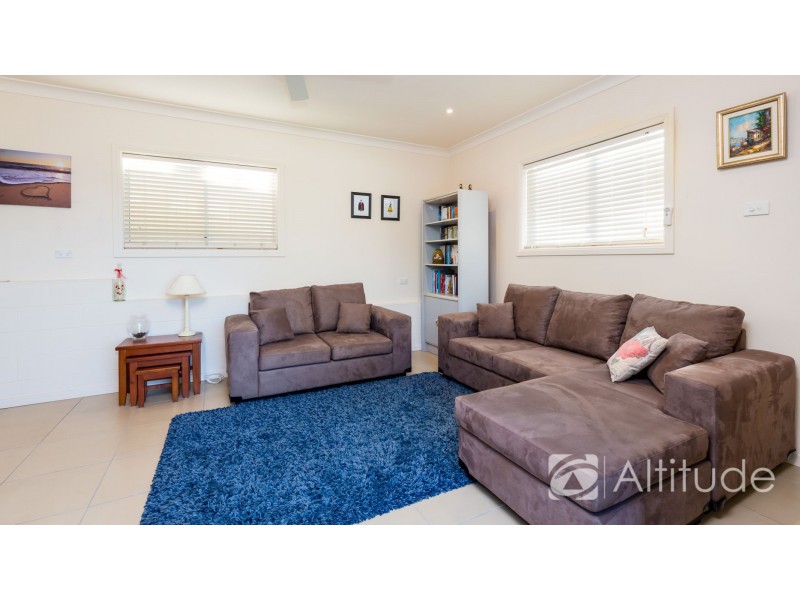 17 Fairfax Road, Warners Bay NSW 2282