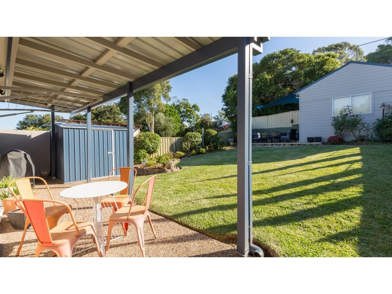 17 Fairfax Road, Warners Bay NSW 2282