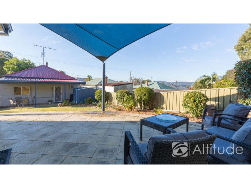 17 Fairfax Road, Warners Bay NSW 2282