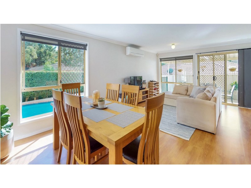 12 Courageous Close, Marmong Point NSW 2284