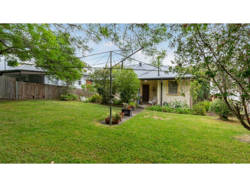 7 Montrose Avenue, Adamstown Heights NSW 2289