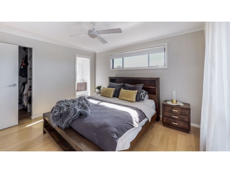 26 Gelfius Crescent, Macquarie Hills NSW 2285