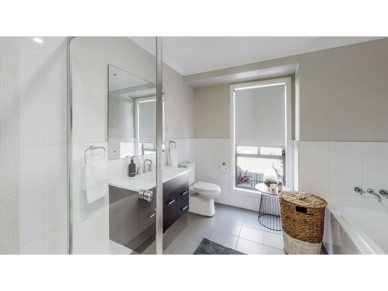 26 Gelfius Crescent, Macquarie Hills NSW 2285