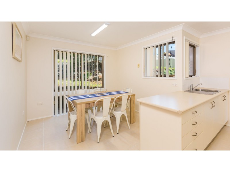 89 Glad Gunson Drive, Eleebana NSW 2282