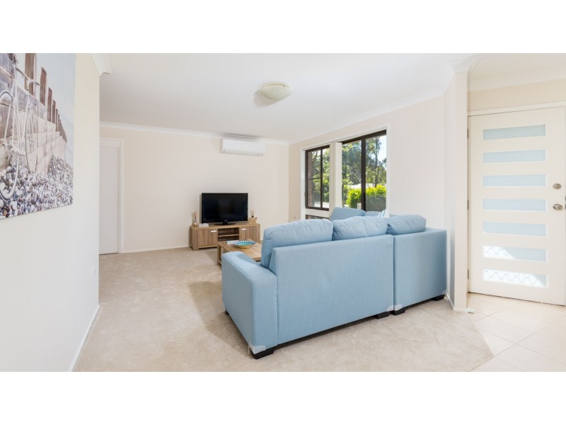 89 Glad Gunson Drive, Eleebana NSW 2282