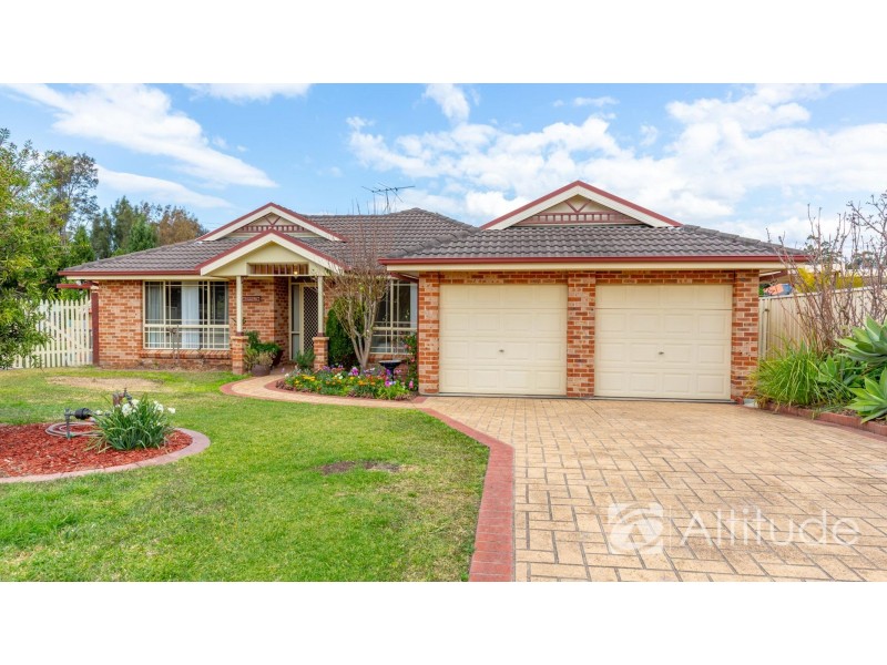 8 Cardinal Close, Cameron Park NSW 2285