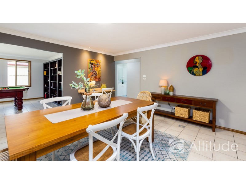 8 Cardinal Close, Cameron Park NSW 2285