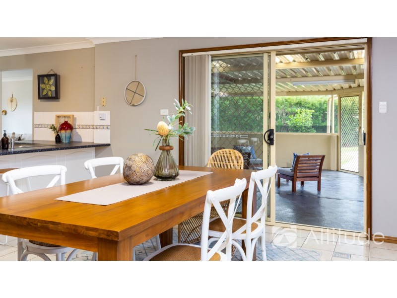 8 Cardinal Close, Cameron Park NSW 2285