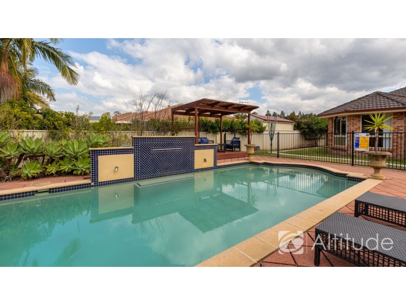 8 Cardinal Close, Cameron Park NSW 2285