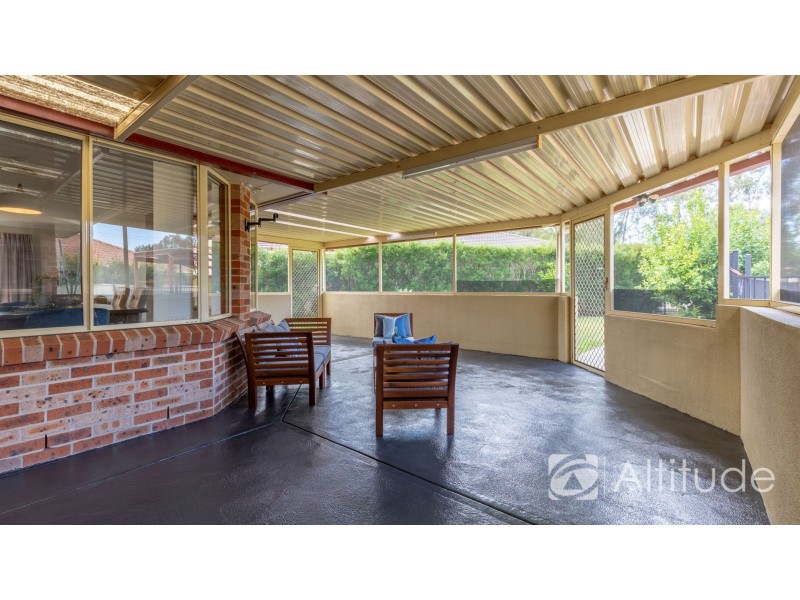 8 Cardinal Close, Cameron Park NSW 2285