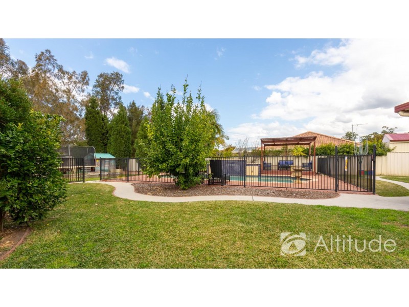 8 Cardinal Close, Cameron Park NSW 2285