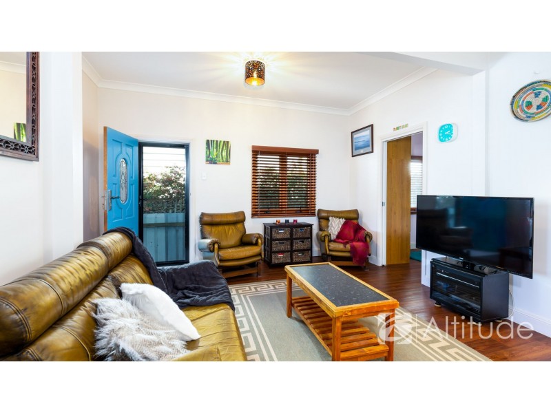 4 Buxton Street, Adamstown NSW 2289