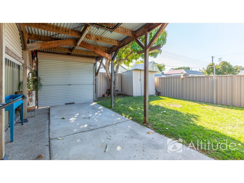 4 Buxton Street, Adamstown NSW 2289