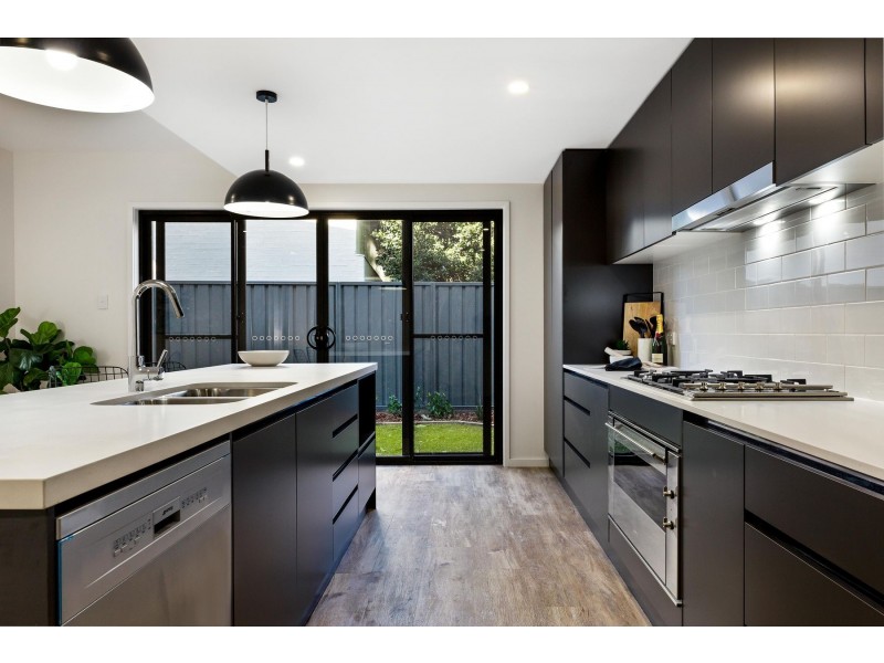 8 Coal Street, Islington NSW 2296