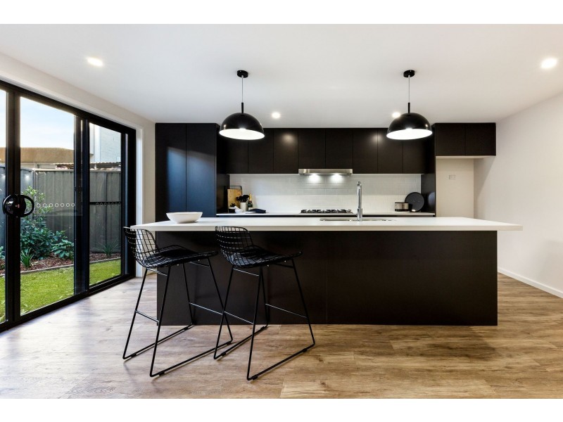 8 Coal Street, Islington NSW 2296