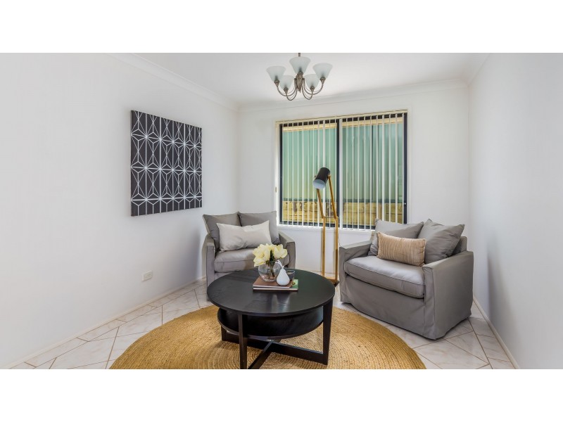 18 The Grange, Cardiff South NSW 2285