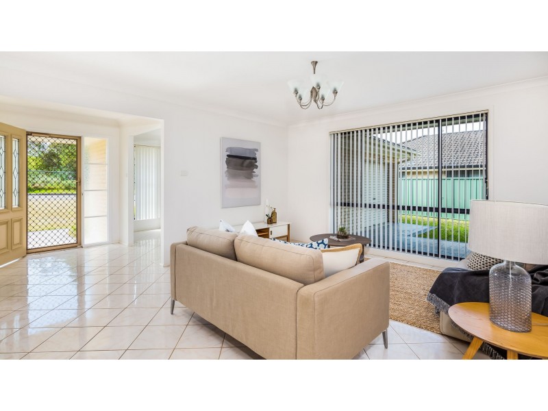 18 The Grange, Cardiff South NSW 2285