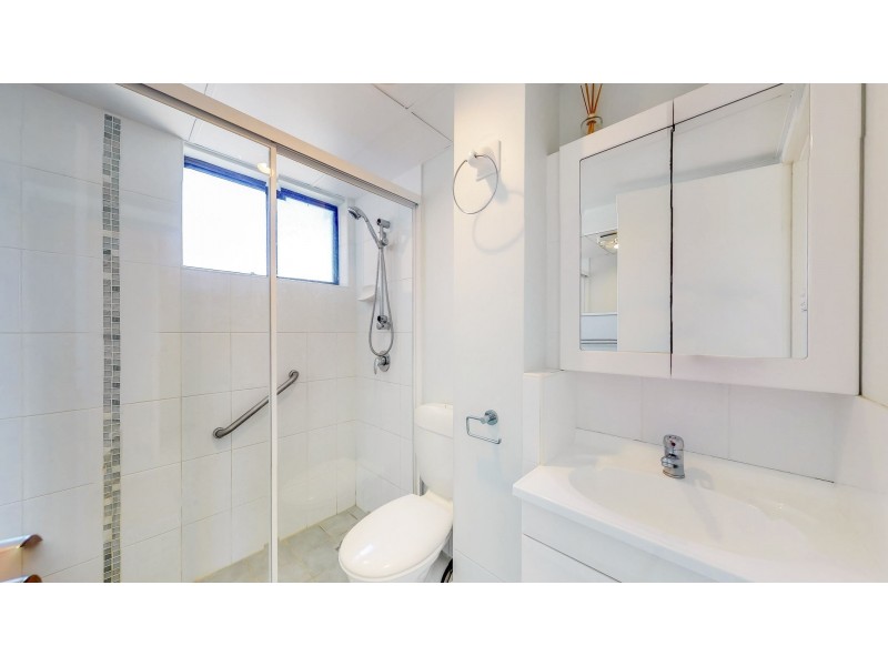 1/14 Selwyn Street, Merewether NSW 2291