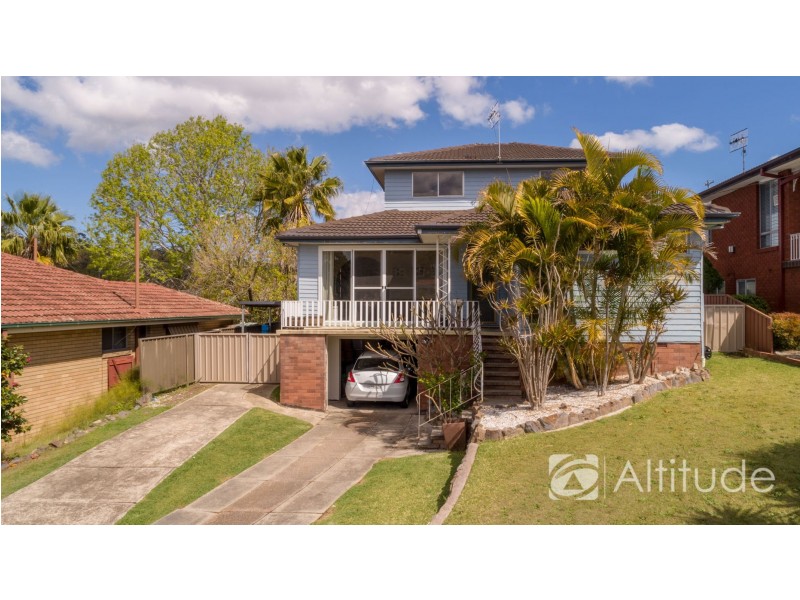 13 Pasadena Crescent, Macquarie Hills NSW 2285