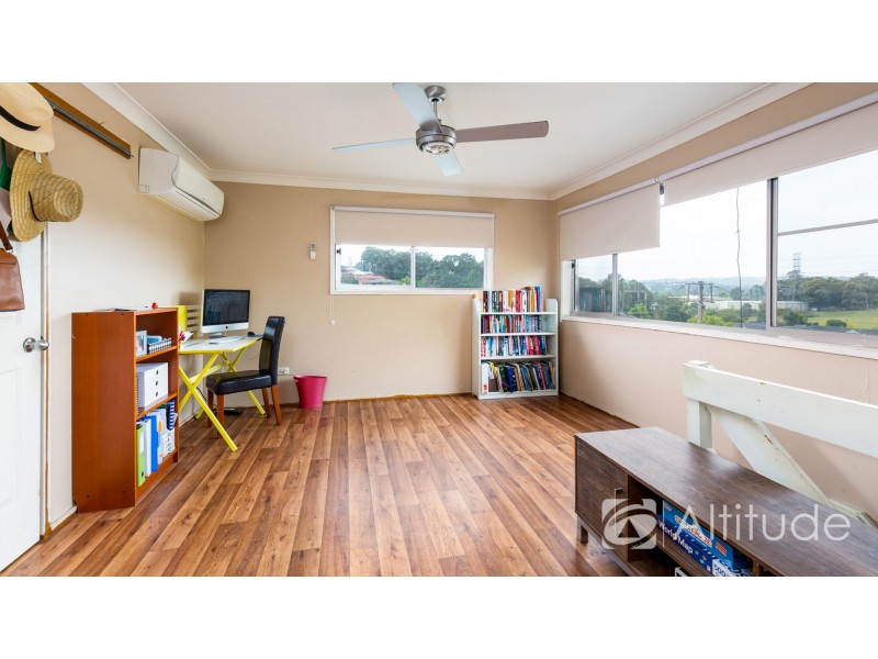 13 Pasadena Crescent, Macquarie Hills NSW 2285