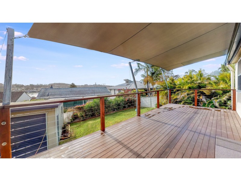 15 Canowie Crescent, Buttaba NSW 2283