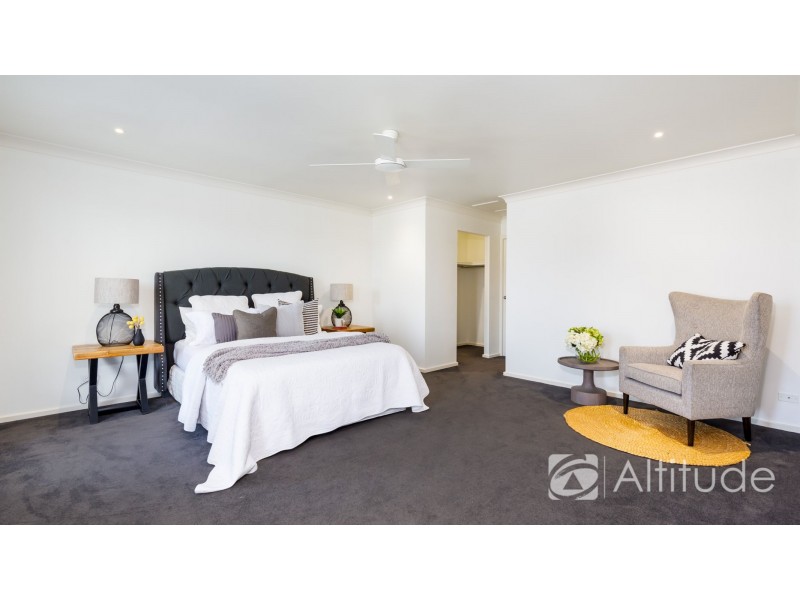 2 Fitzwilliam Circuit, Macquarie Hills NSW 2285