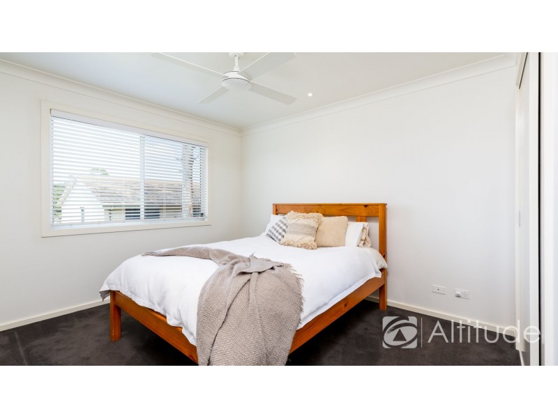 2 Fitzwilliam Circuit, Macquarie Hills NSW 2285