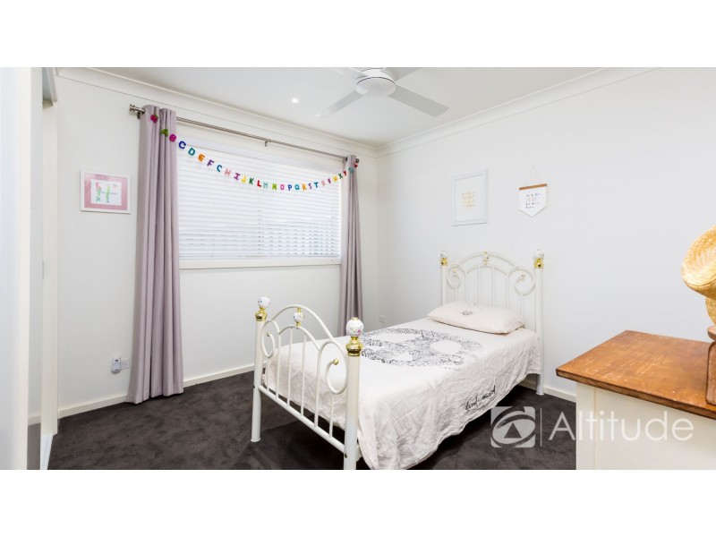 2 Fitzwilliam Circuit, Macquarie Hills NSW 2285