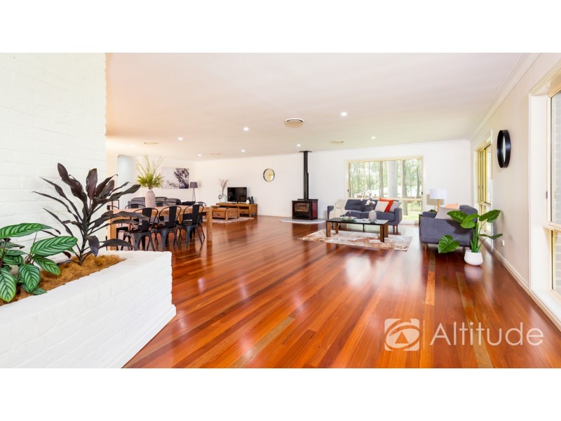 11 Windermere Place, Wallalong NSW 2320