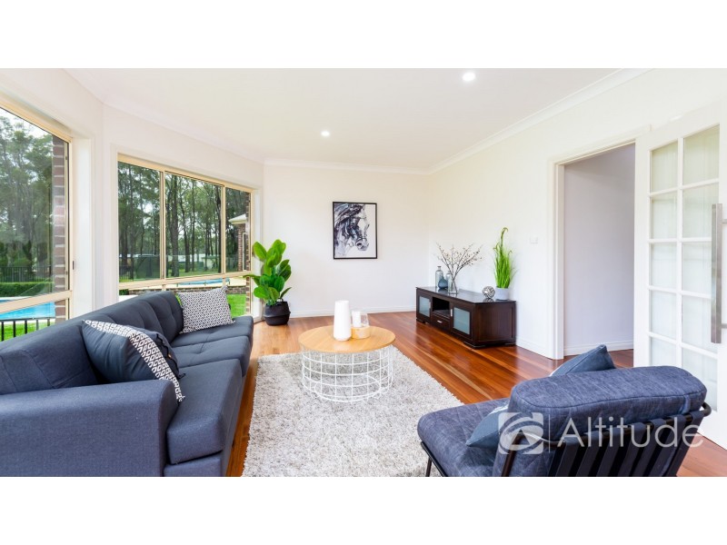 11 Windermere Place, Wallalong NSW 2320