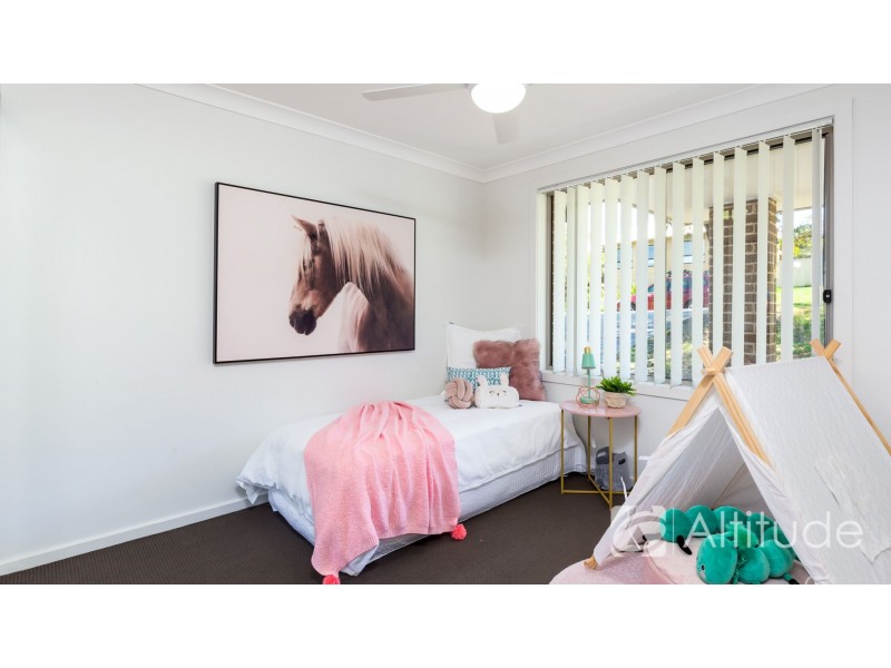 35 Redwood Close, Fletcher NSW 2287