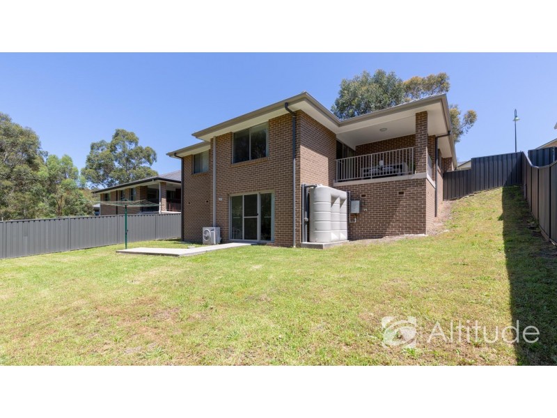 35 Redwood Close, Fletcher NSW 2287